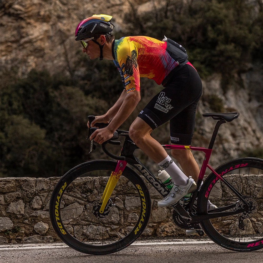 PowerBar PowerGel Strawberry Banana – klassisk frugtsmag til cykling, løb og udholdenhed