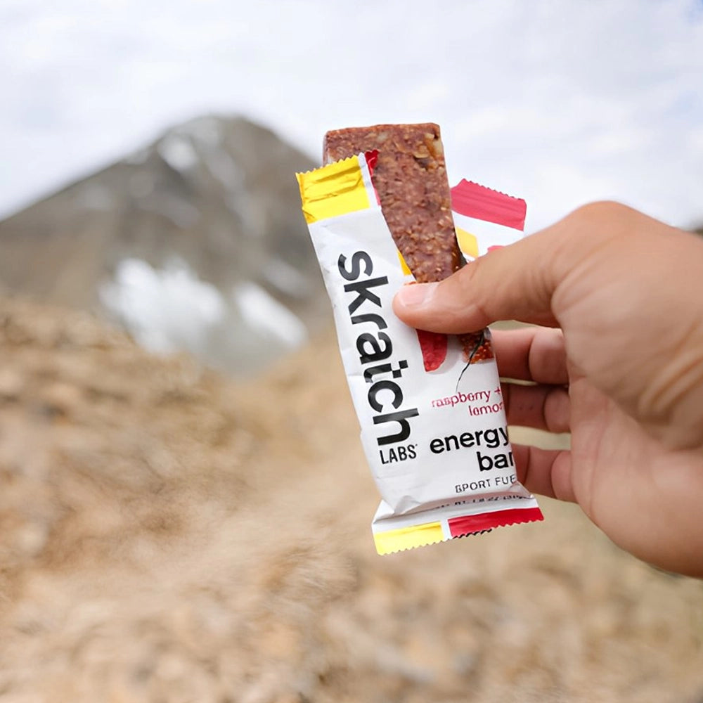 Skratch Labs Sport Fuel Bar Raspberry Lemon – energi til træning og cykling