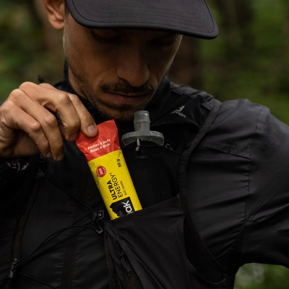 näak Ultra Energy Bar Berries + Nuts – snack til cykling og udholdenhed