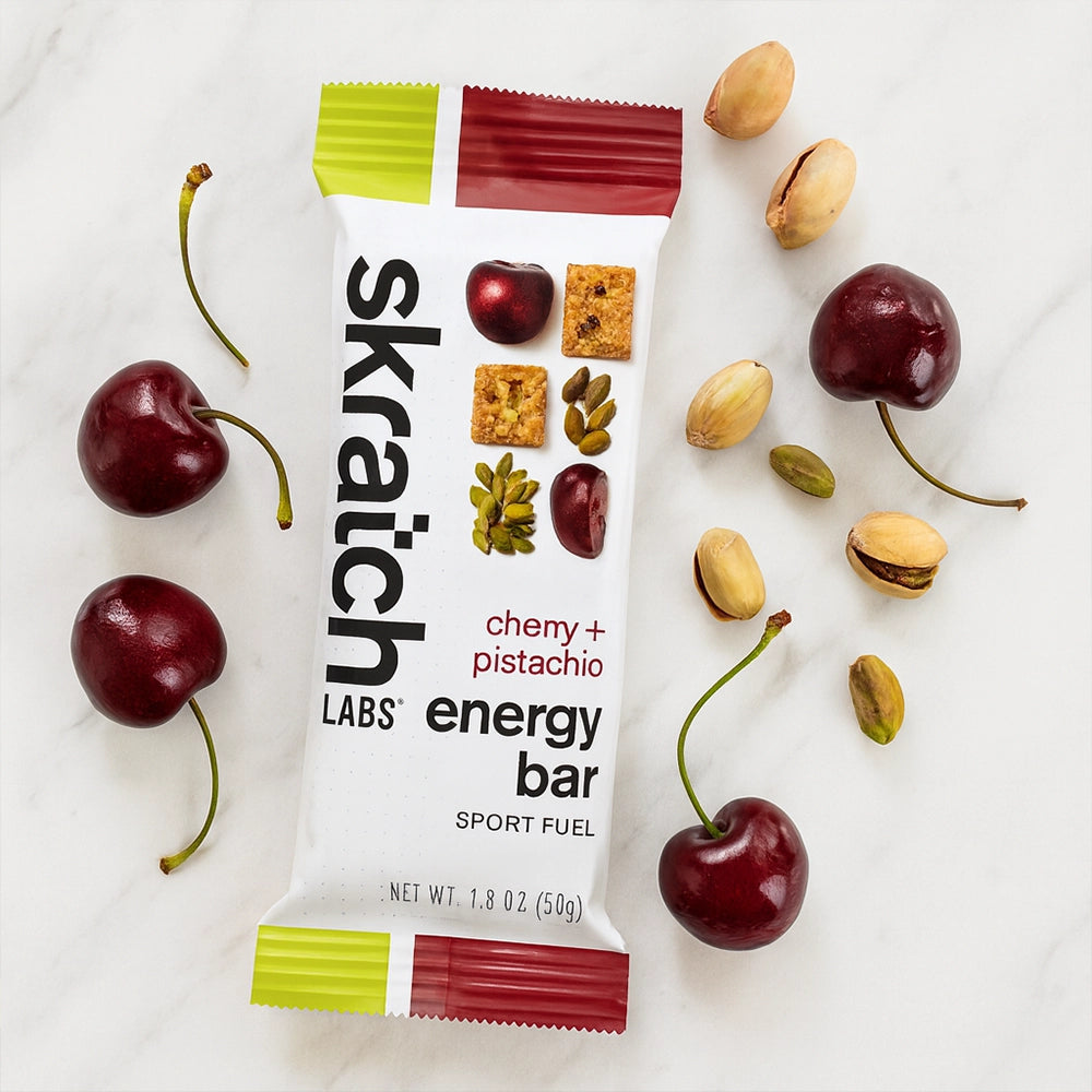 Skratch Sport Fuel Bar Cherry Pistachio 1 portion – bar og emballage