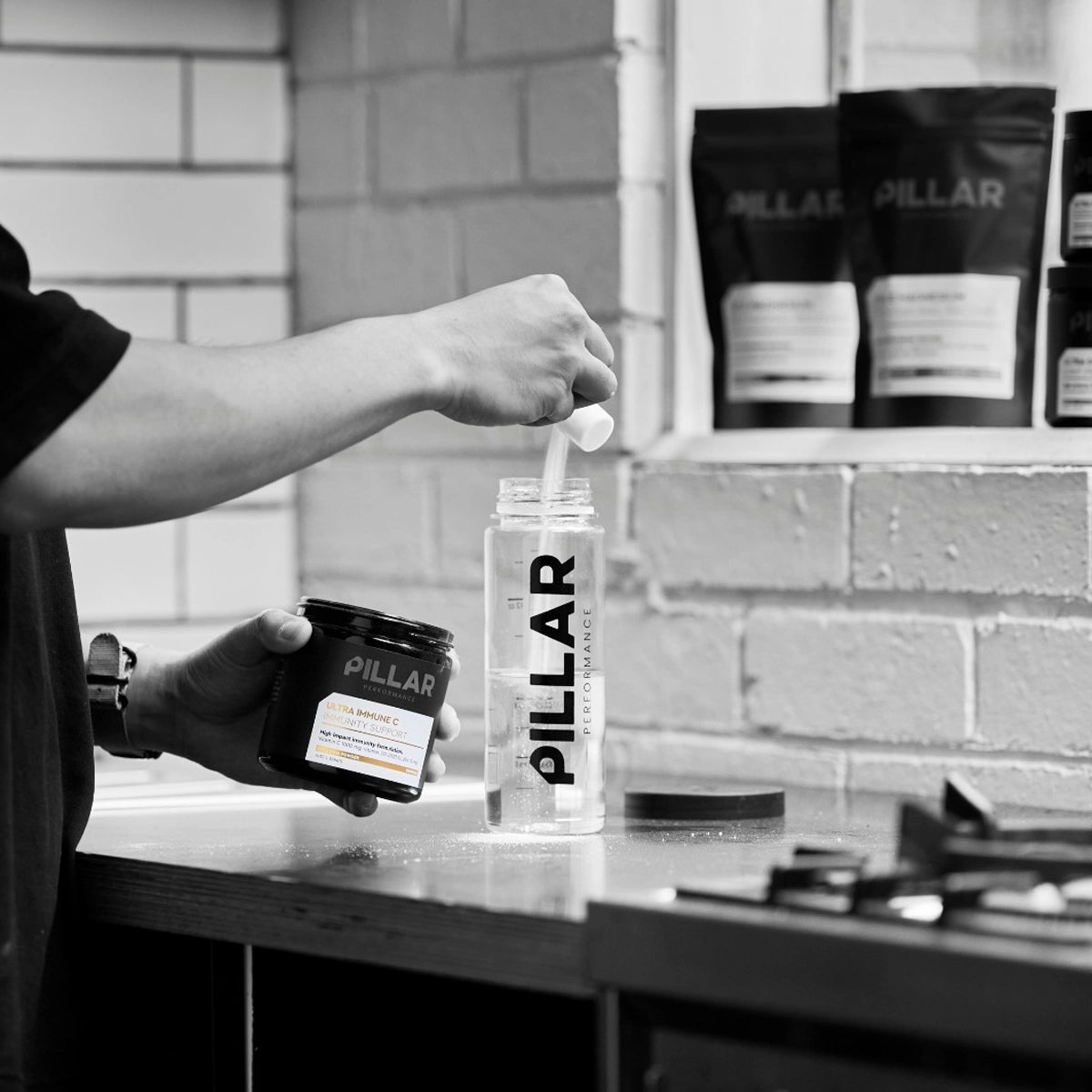 Pillar Performance Ultra Immune C | Tropisk / 40 portioner